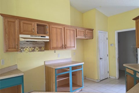 House in Ocala, Florida 3 bedrooms, 172.61 sq.m. № 2198422 - photo 10