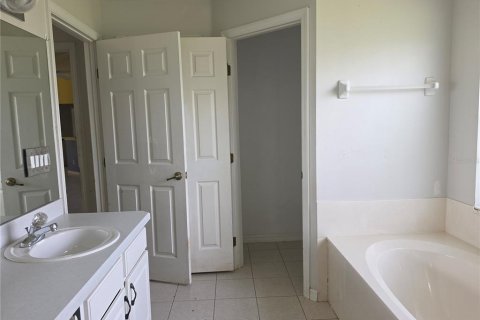House in Ocala, Florida 3 bedrooms, 172.61 sq.m. № 2198422 - photo 20
