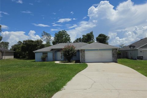 Casa en Ocala, Florida 3 dormitorios, 172.61 m2 № 2198422