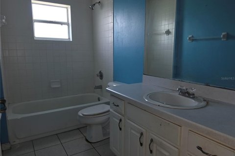 House in Ocala, Florida 3 bedrooms, 172.61 sq.m. № 2198422 - photo 15