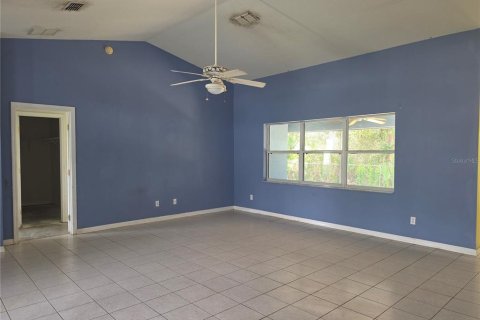 House in Ocala, Florida 3 bedrooms, 172.61 sq.m. № 2198422 - photo 6