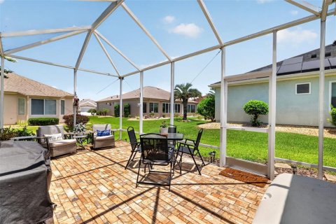 House in Summerfield, Florida 2 bedrooms, 117.24 sq.m. № 2225432 - photo 2