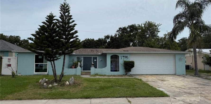 Casa en Holiday, Florida 2 dormitorios, 155.98 m2 № 1880921