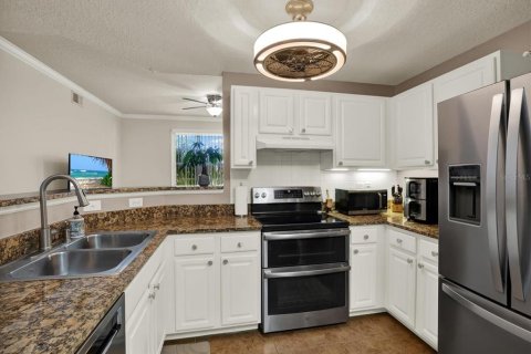 Condo in Tampa, Florida, 1 bedroom  № 2115059 - photo 7
