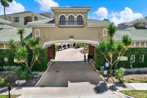 Condo in Tampa, Florida, 1 bedroom  № 2115059 - photo 2