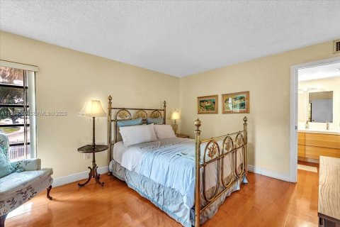 Купить кондоминиум в Майами, Флорида 3 спальни, 115.2м2, № 2048628 - фото 12