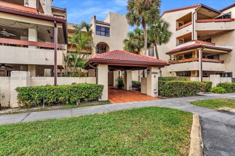 Кондоминиум с 3 спальнями в Майами, Флорида № 2048628