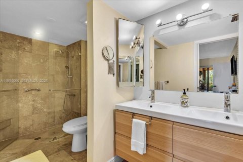 Купить кондоминиум в Майами, Флорида 3 спальни, 115.2м2, № 2048628 - фото 15