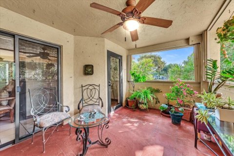 Купить кондоминиум в Майами, Флорида 3 спальни, 115.2м2, № 2048628 - фото 22