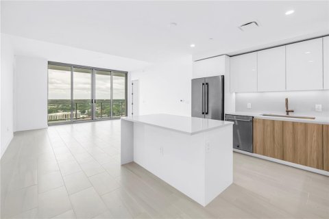 Copropriété à louer à Saint Petersburg, Floride: 2 chambres, 125.23 m2 № 2106930 - photo 2