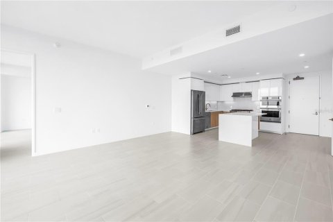 Copropriété à louer à Saint Petersburg, Floride: 2 chambres, 125.23 m2 № 2106930 - photo 6