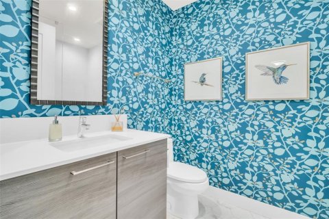 Condo in Saint Petersburg, Florida, 2 bedrooms  № 1907870 - photo 28