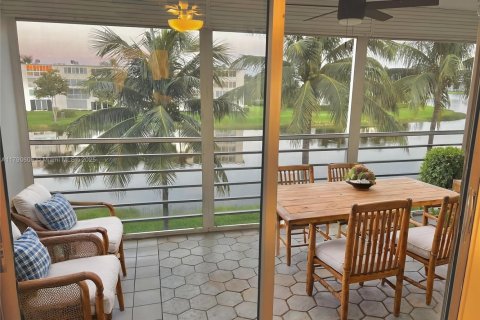 Condo in Boca Raton, Florida, 2 bedrooms  № 1664929 - photo 23