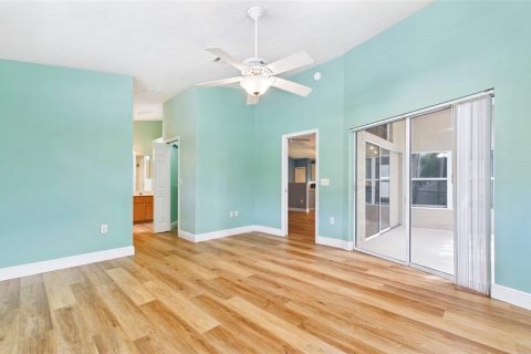 Villa ou maison à louer à New Port Richey, Floride: 3 chambres, 146.69 m2 № 2114218 - photo 24