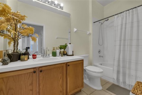 Townhouse in Kissimmee, Florida 2 bedrooms, 140.47 sq.m. № 1879739 - photo 17