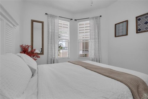 Townhouse in Kissimmee, Florida 2 bedrooms, 140.47 sq.m. № 1879739 - photo 16