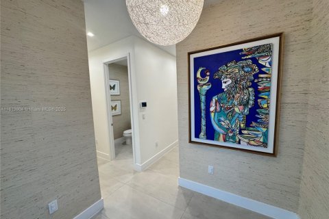 Villa ou maison à vendre à Miami, Floride: 3 chambres, 233.09 m2 № 1770591 - photo 5