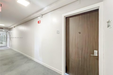 Copropriété à vendre à Aventura, Floride: 2 chambres, 107.49 m2 № 1951300 - photo 10