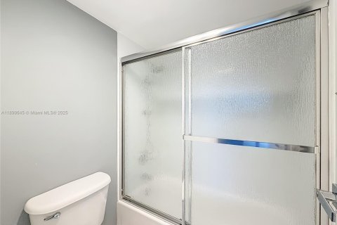 Copropriété à vendre à Aventura, Floride: 2 chambres, 107.49 m2 № 1951300 - photo 29