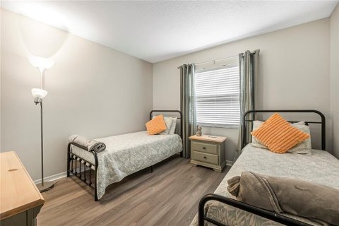Condo in Daytona Beach, Florida, 2 bedrooms № 2202216 - photo 13