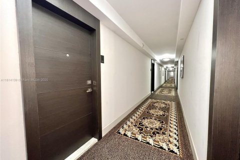 Купить кондоминиум в Авентура, Флорида 2 спальни, 113.34м2, № 1936453 - фото 14
