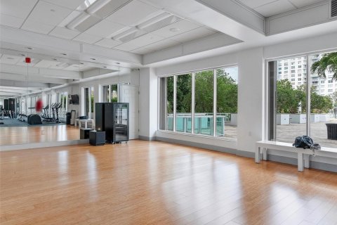 Купить кондоминиум в Авентура, Флорида 2 спальни, 113.34м2, № 1936453 - фото 19