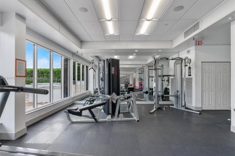 Купить кондоминиум в Авентура, Флорида 2 спальни, 113.34м2, № 1936453 - фото 18