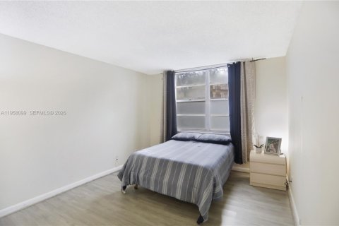 Condominio en venta en Plantation, Florida, 2 dormitorios, 97.92 m2 № 2017478 - foto 13