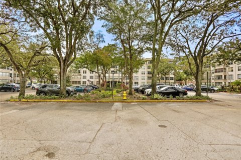 Condominio en venta en Plantation, Florida, 2 dormitorios, 97.92 m2 № 2017478 - foto 6