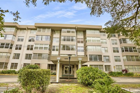 Condominio en venta en Plantation, Florida, 2 dormitorios, 97.92 m2 № 2017478 - foto 3