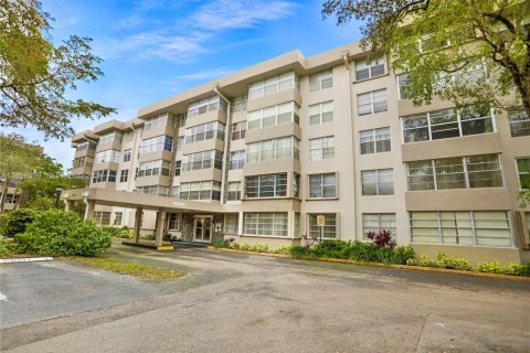 Condominio en venta en Plantation, Florida, 2 dormitorios, 97.92 m2 № 2017478 - foto 7