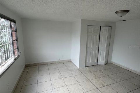 Casa en alquiler en Tampa, Florida, 3 dormitorios, 121.33 m2 № 1724009 - foto 3