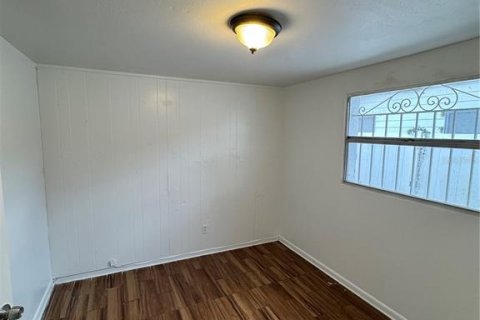Casa en alquiler en Tampa, Florida, 3 dormitorios, 121.33 m2 № 1724009 - foto 6