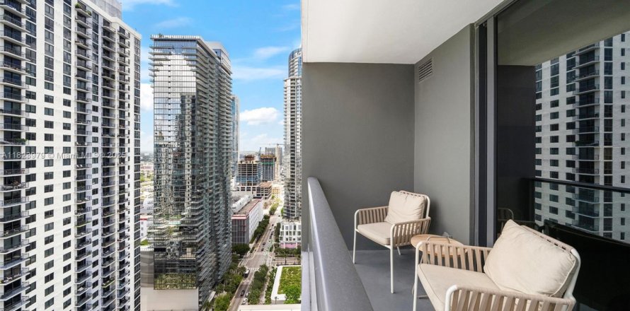 Condominio en Miami, Florida, 1 dormitorio № 1790630