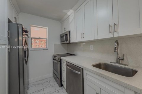 Copropriété à vendre à Davie, Floride: 2 chambres, 102.19 m2 № 1997983 - photo 6