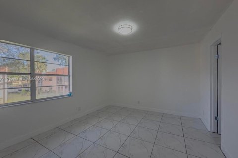 Copropriété à vendre à Davie, Floride: 2 chambres, 102.19 m2 № 1997983 - photo 11