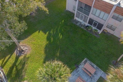 Copropriété à vendre à Davie, Floride: 2 chambres, 102.19 m2 № 1997983 - photo 15