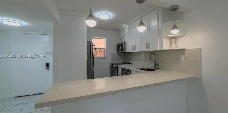 Condo à Davie, Floride, 2 chambres  № 1997983