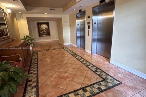 Condominio en venta en Aventura, Florida, 2 dormitorios, 109.62 m2 № 1711362 - foto 23