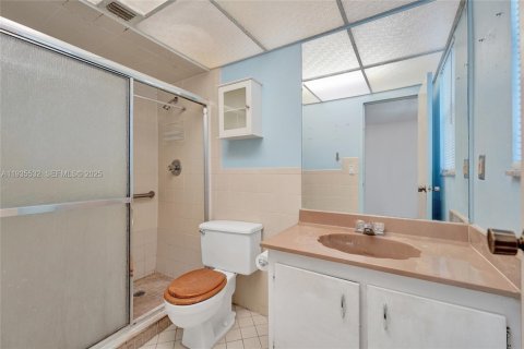 Condominio en venta en North Lauderdale, Florida, 2 dormitorios, 92.9 m2 № 1993612 - foto 16