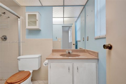Condominio en venta en North Lauderdale, Florida, 2 dormitorios, 92.9 m2 № 1993612 - foto 17