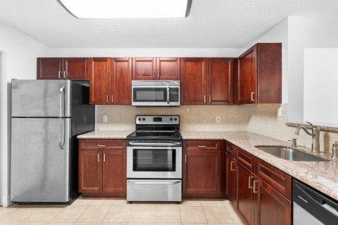 Copropriété à vendre à Coral Springs, Floride: 2 chambres, 103.49 m2 № 2084417 - photo 3