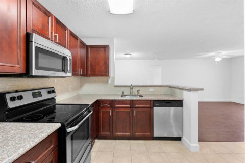 Condo à Coral Springs, Floride, 2 chambres  № 2084417