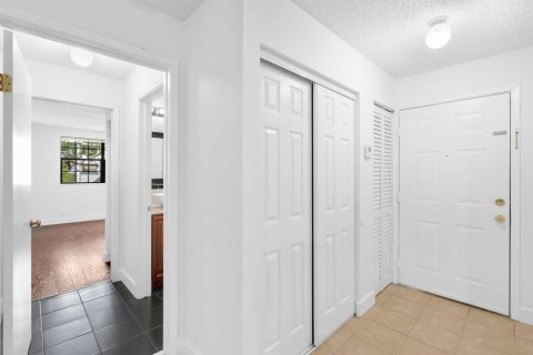 Copropriété à vendre à Coral Springs, Floride: 2 chambres, 103.49 m2 № 2084417 - photo 16