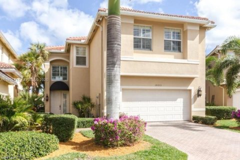 Casa en Fort Myers, Florida 4 dormitorios, 248.51 m2 № 2011308