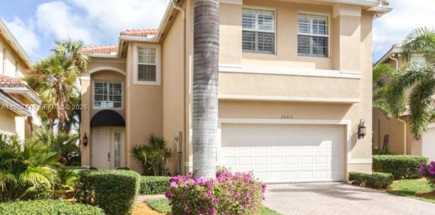 Casa en Fort Myers, Florida 4 dormitorios, 248.51 m2 № 2011308