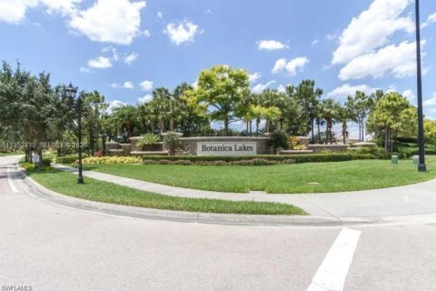 Casa en alquiler en Fort Myers, Florida, 4 dormitorios, 248.51 m2 № 2011308 - foto 15