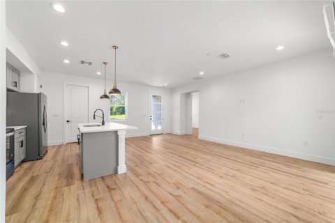 House in Ocala, Florida 3 bedrooms, 139.35 sq.m. № 1885909 - photo 20