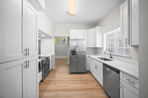 Casa en venta en Orlando, Florida, 3 dormitorios, 127.46 m2 № 2231679 - foto 6