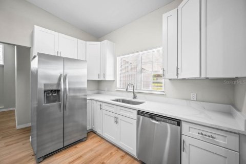 Casa en venta en Orlando, Florida, 3 dormitorios, 127.46 m2 № 2231679 - foto 7